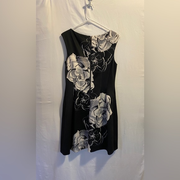 Vince Camuto Knee-length Dress - size 12 - Picture 2 of 4